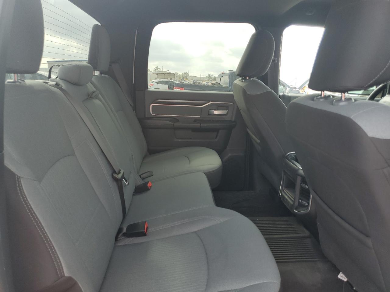 2022 RAM 2500 - Image 10