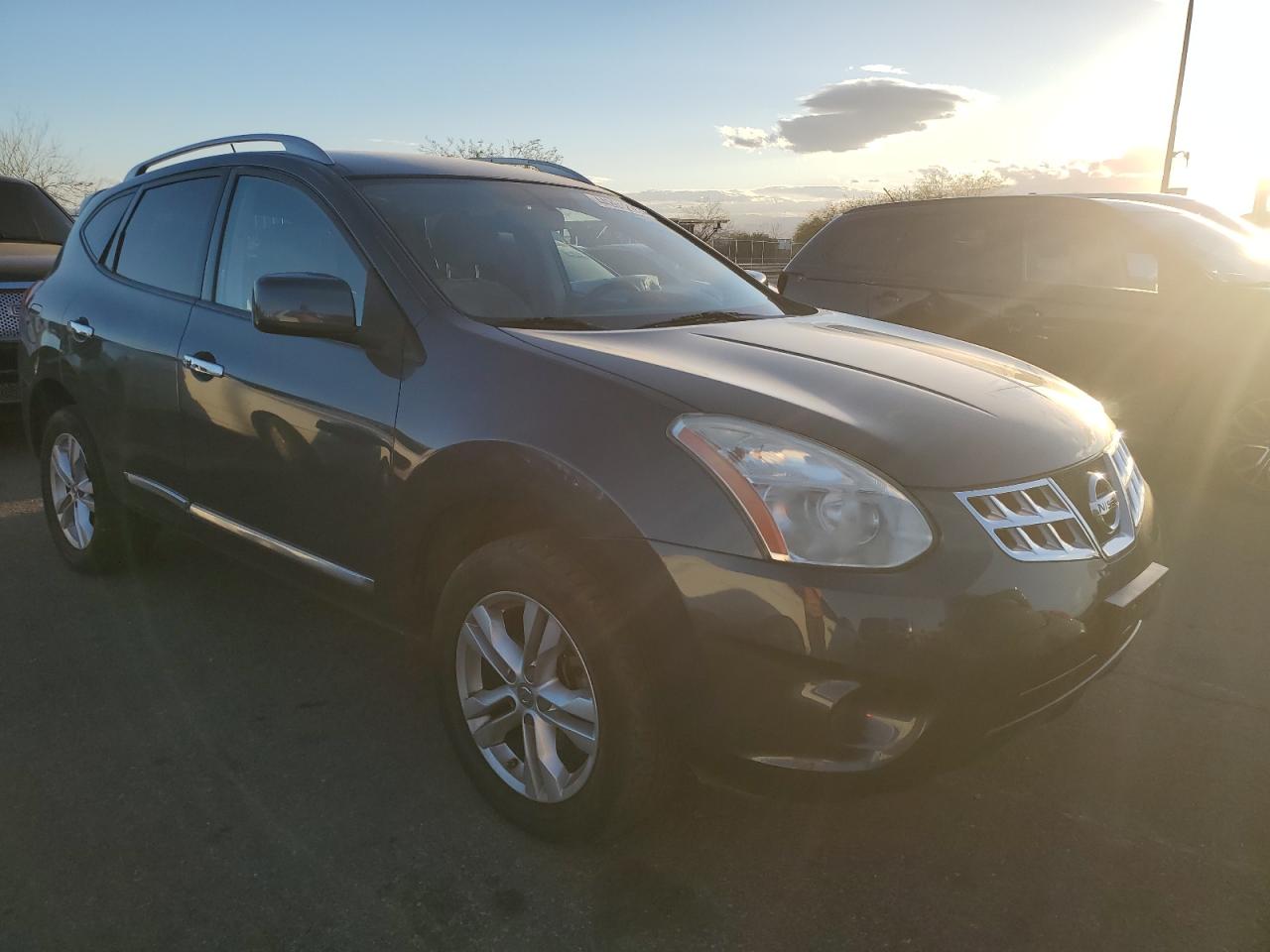 2012 Nissan Rogue - Image 4