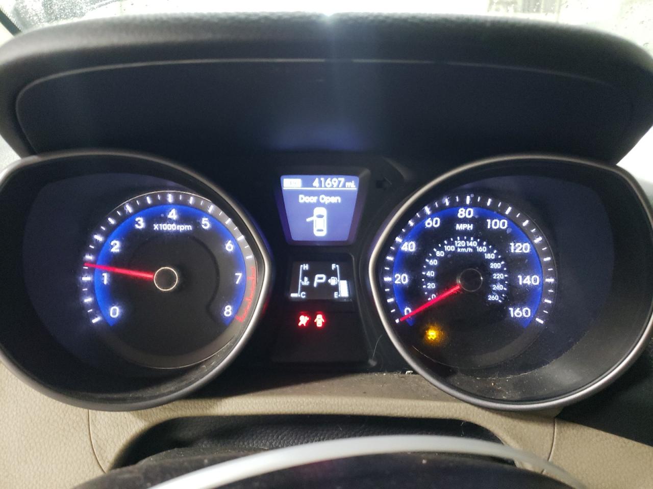 2014 Hyundai Elantra - Image 9