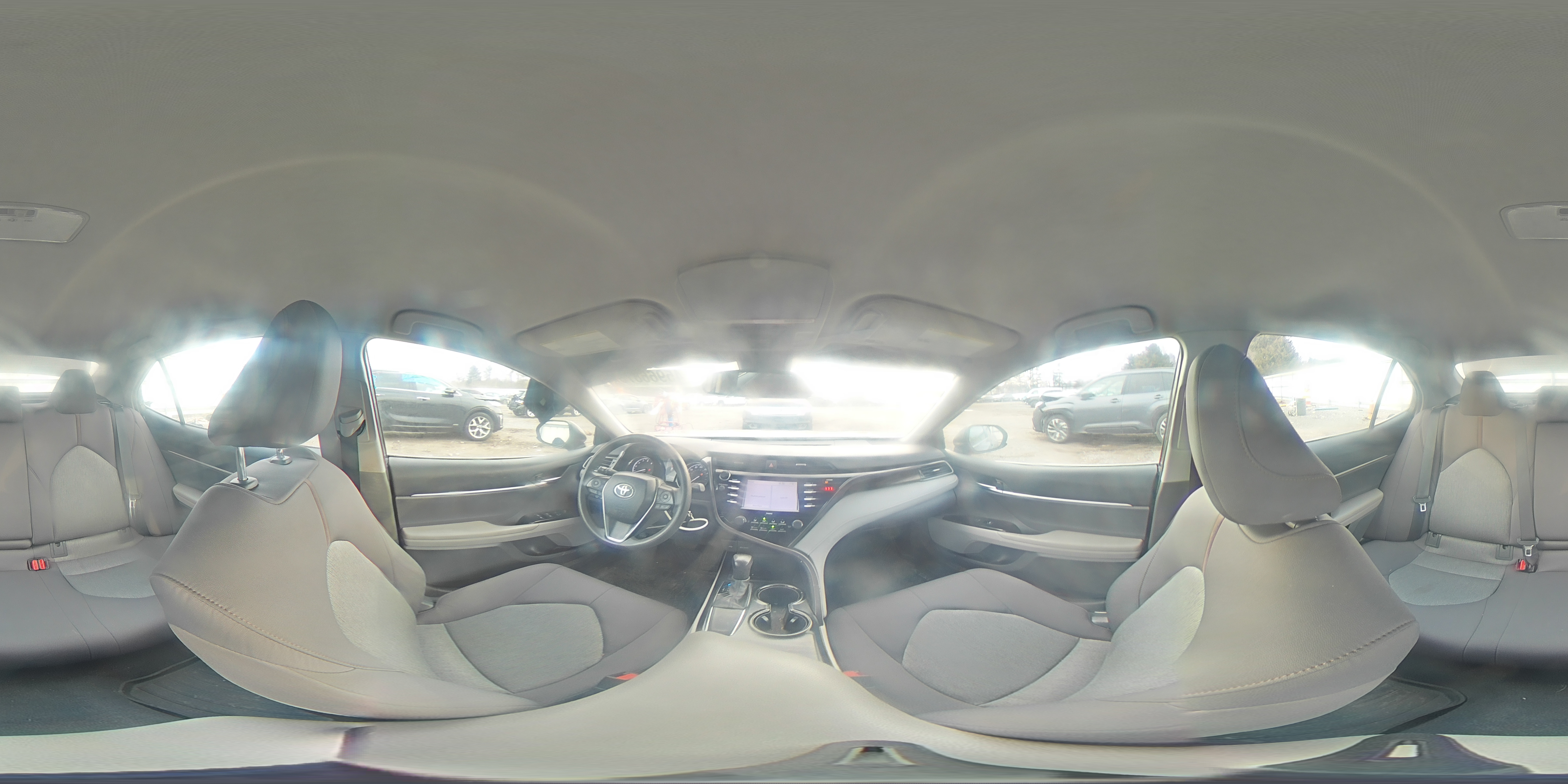2020 Toyota Camry - Image 12
