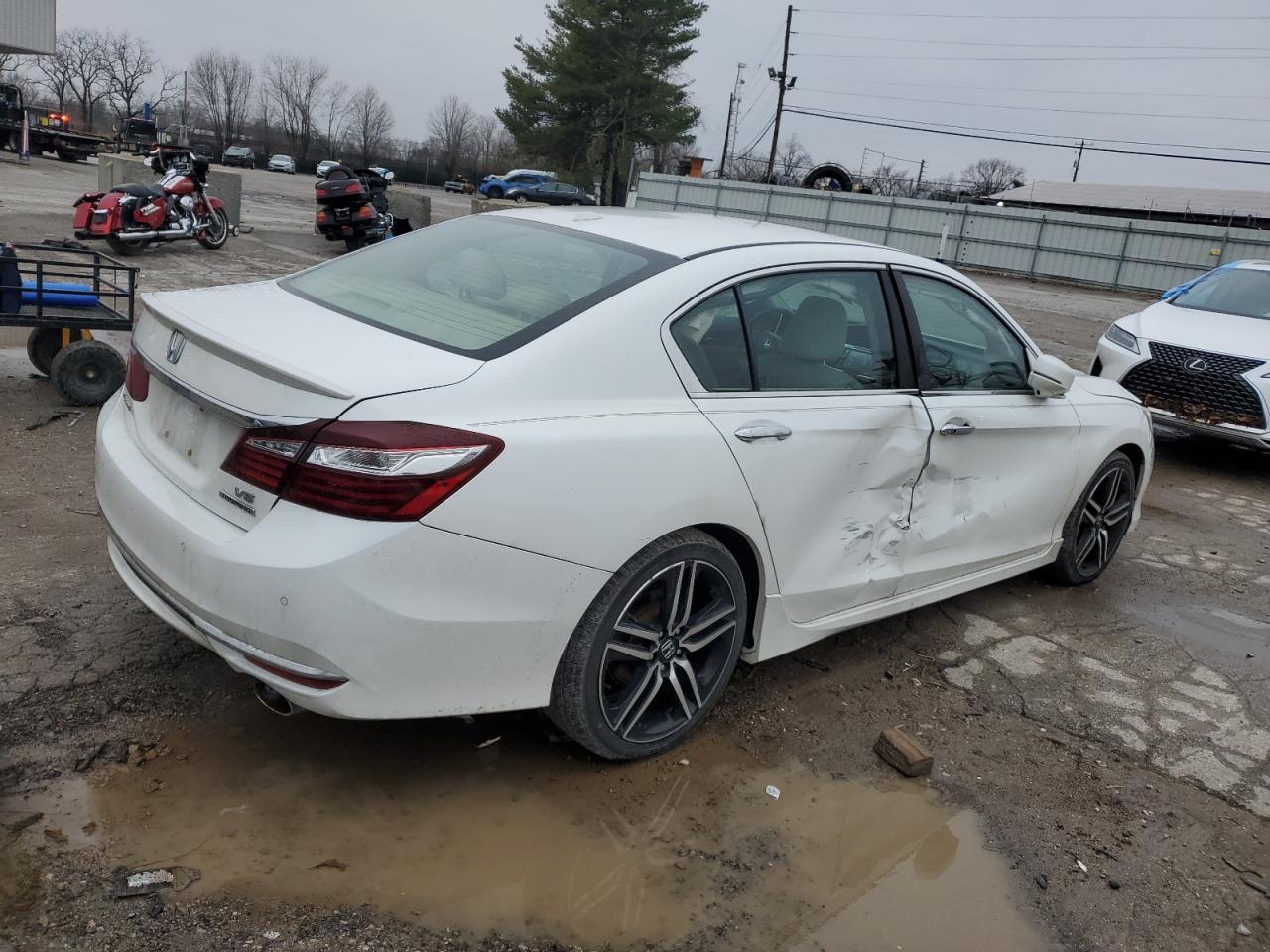 2017 Honda Accord - Image 3