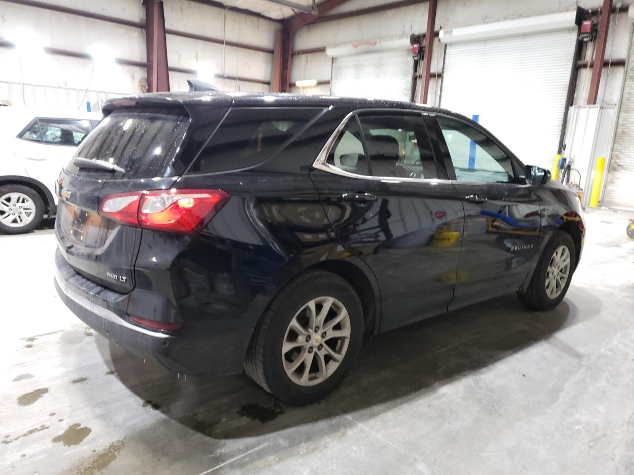 2018 Chevrolet Equinox - Image 3