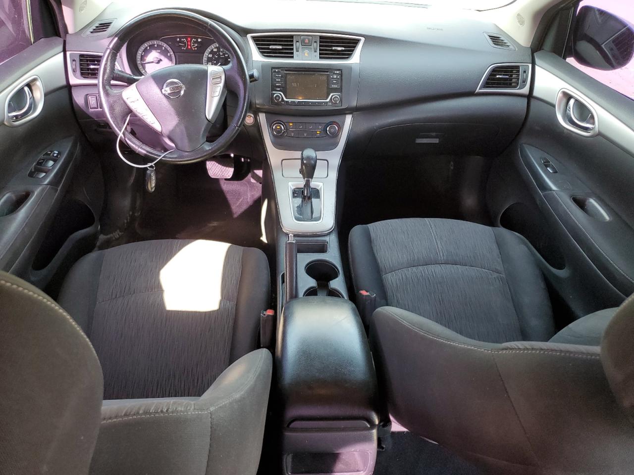 2015 Nissan Sentra - Image 8