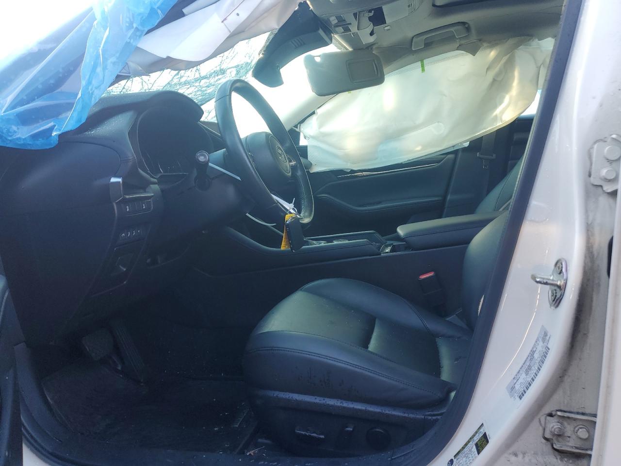 2022 Mazda 3 - Image 7