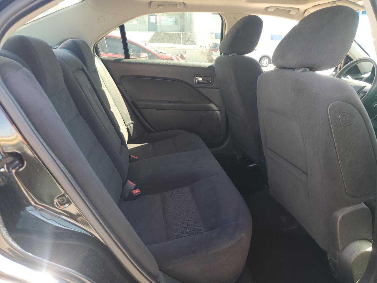 2009 Ford Fusion - Image 11
