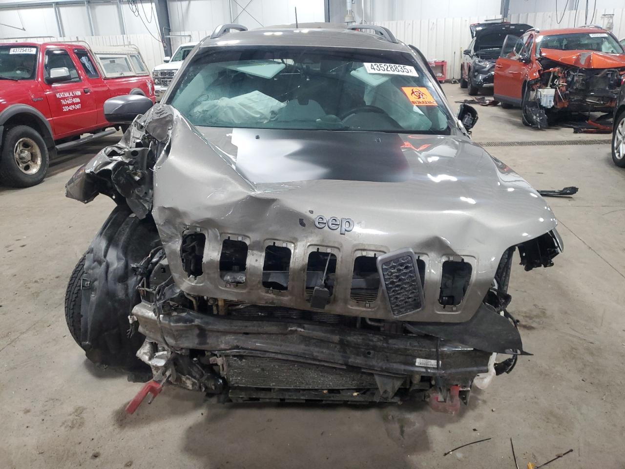 2021 Jeep Cherokee - Image 5
