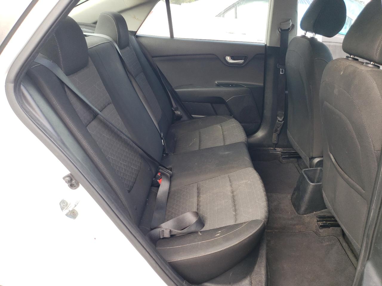 2019 Kia Rio - Image 10