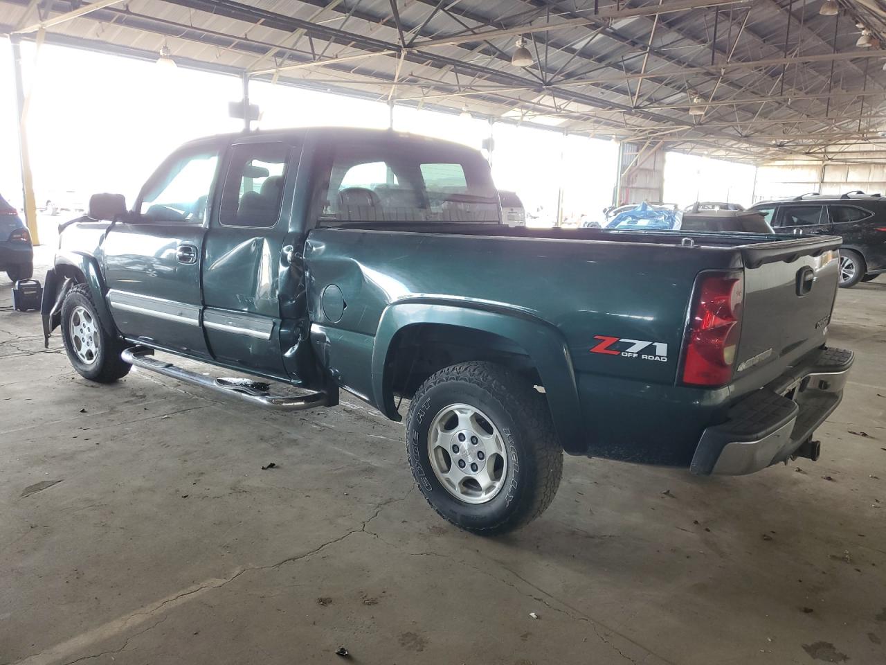 2004 Chevrolet Silverado - Image 2