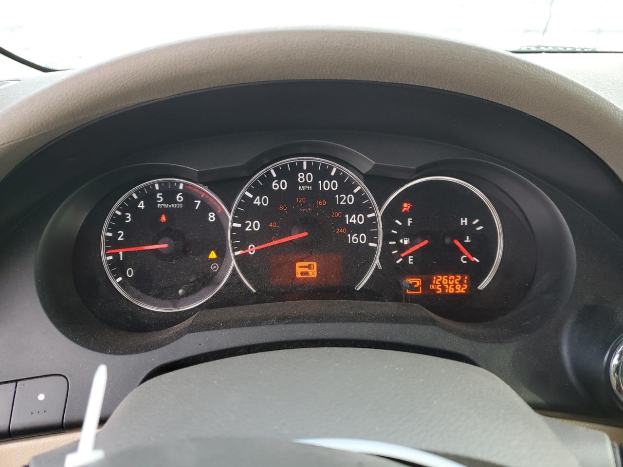 2010 Nissan Altima - Image 9