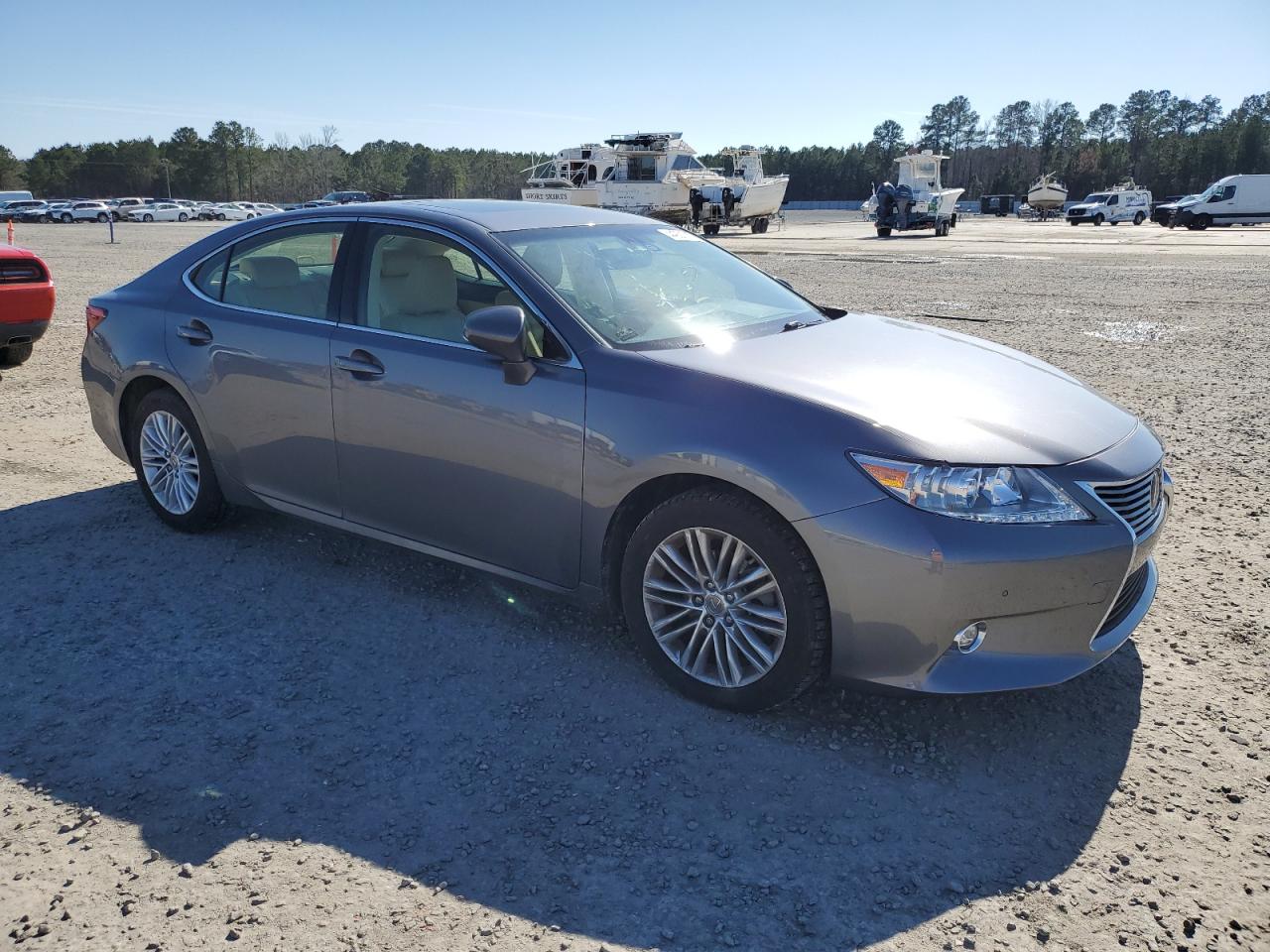 2015 Lexus ES - Image 4