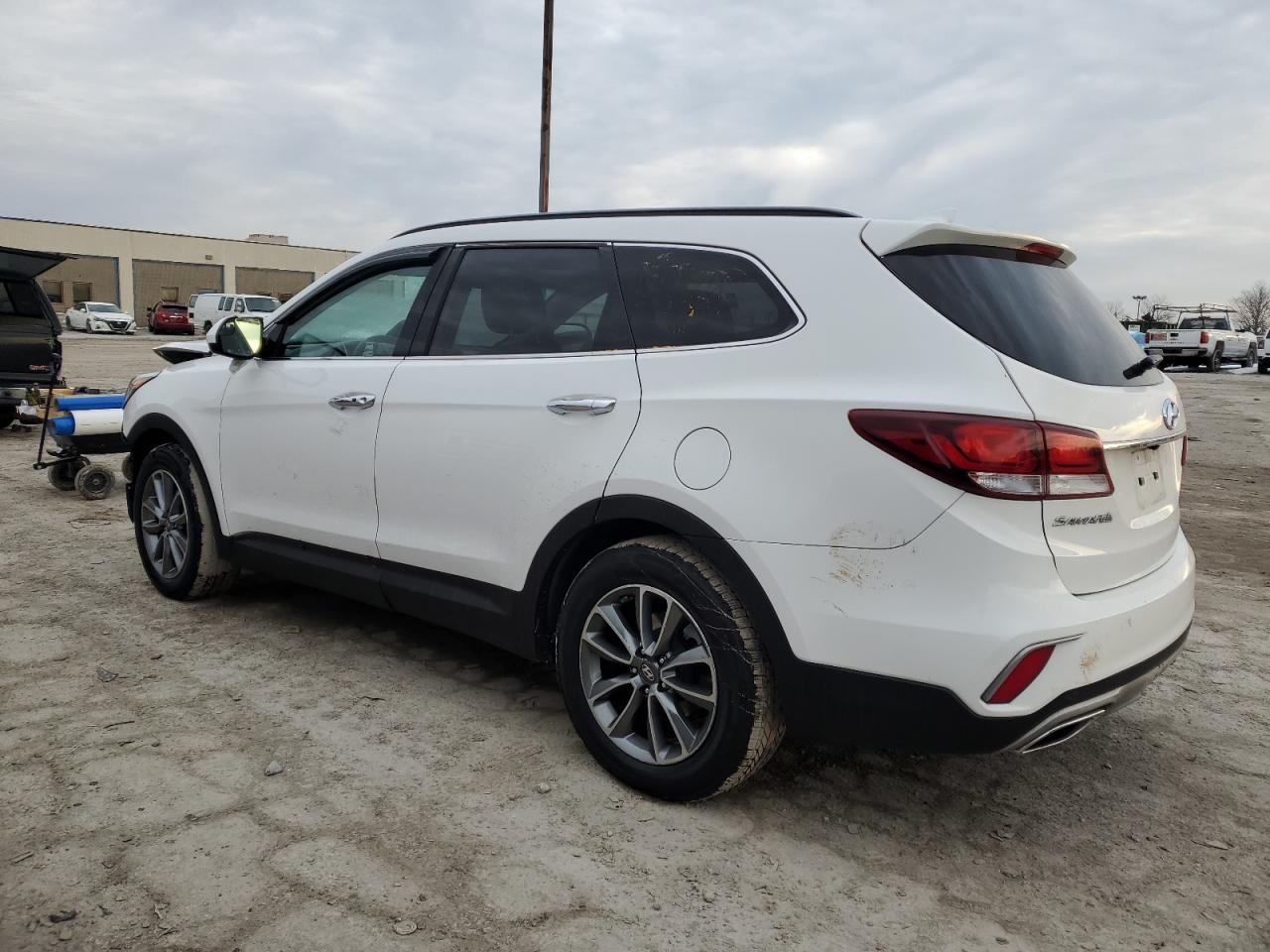 2017 Hyundai Santa Fe - Image 2