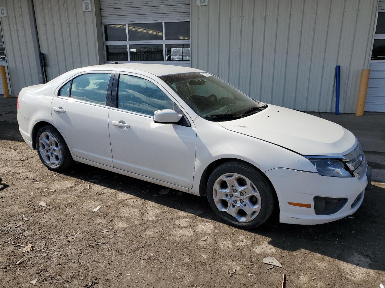 2011 Ford Fusion - Image 4