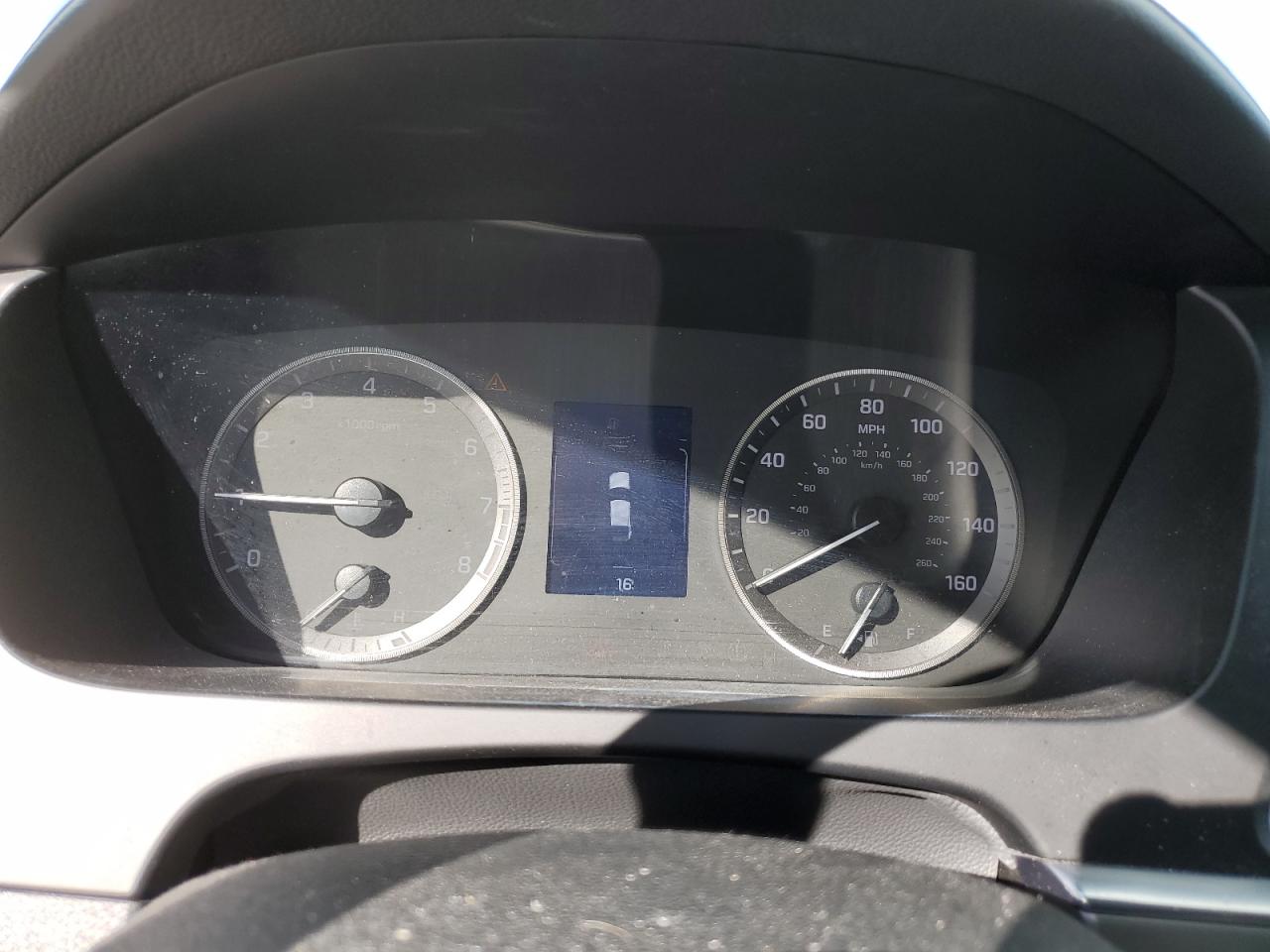 2015 Hyundai Sonata - Image 9