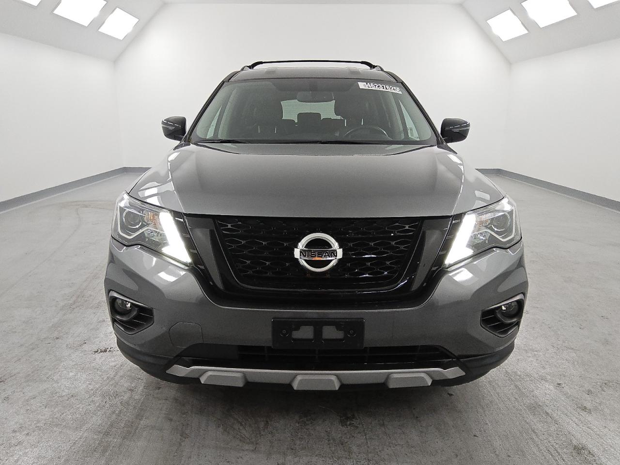 Van Nuys, CA에서 판매 중인 2020 Nissan Pathfinder Sv - Rear End