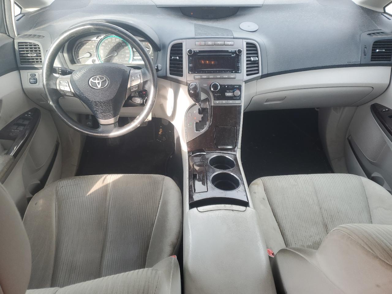 2010 Toyota Venza - Image 8