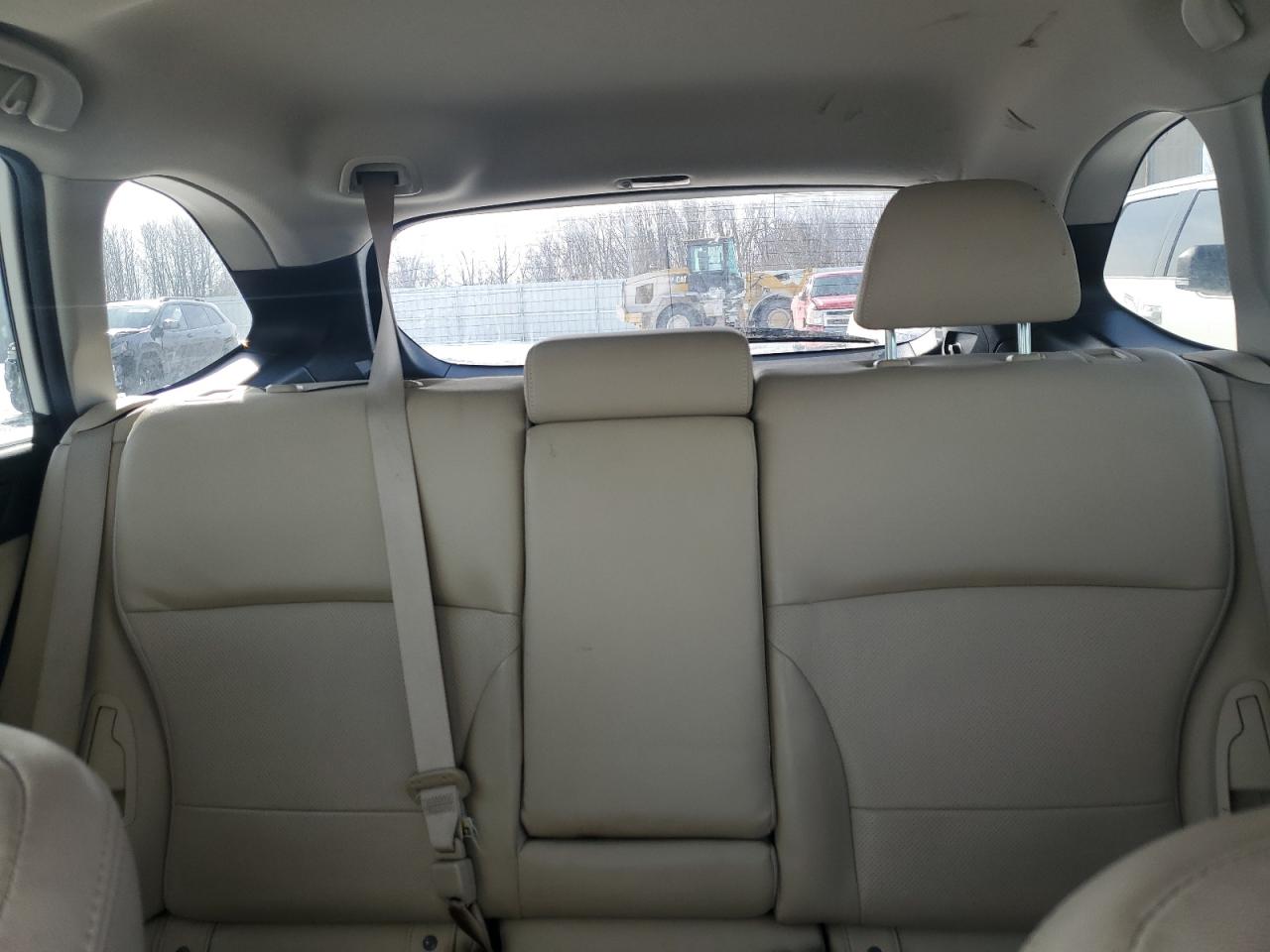 2016 Subaru Outback - Image 10