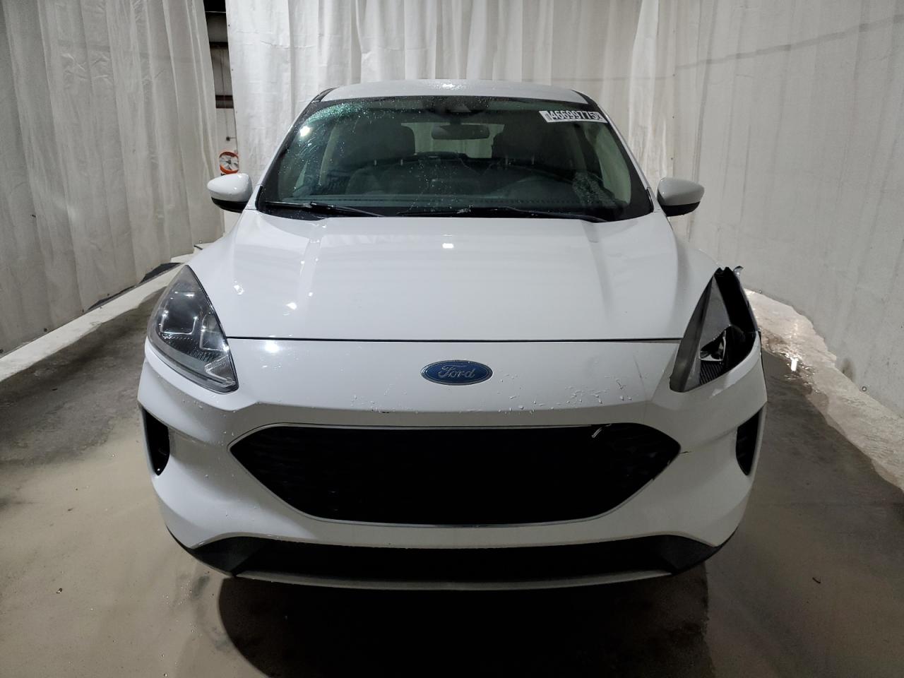 2020 Ford Escape - Image 5