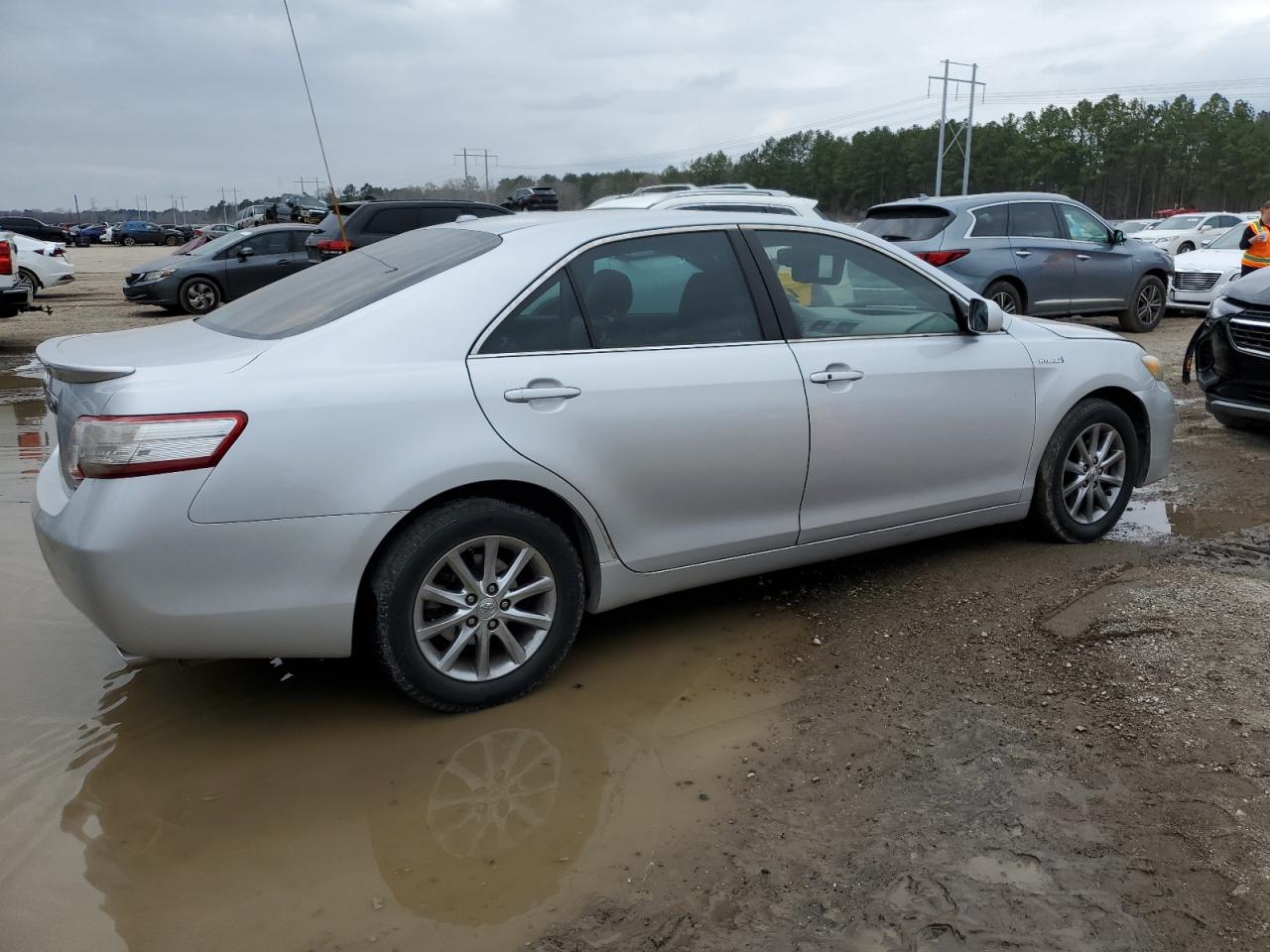2011 Toyota Camry - Image 3