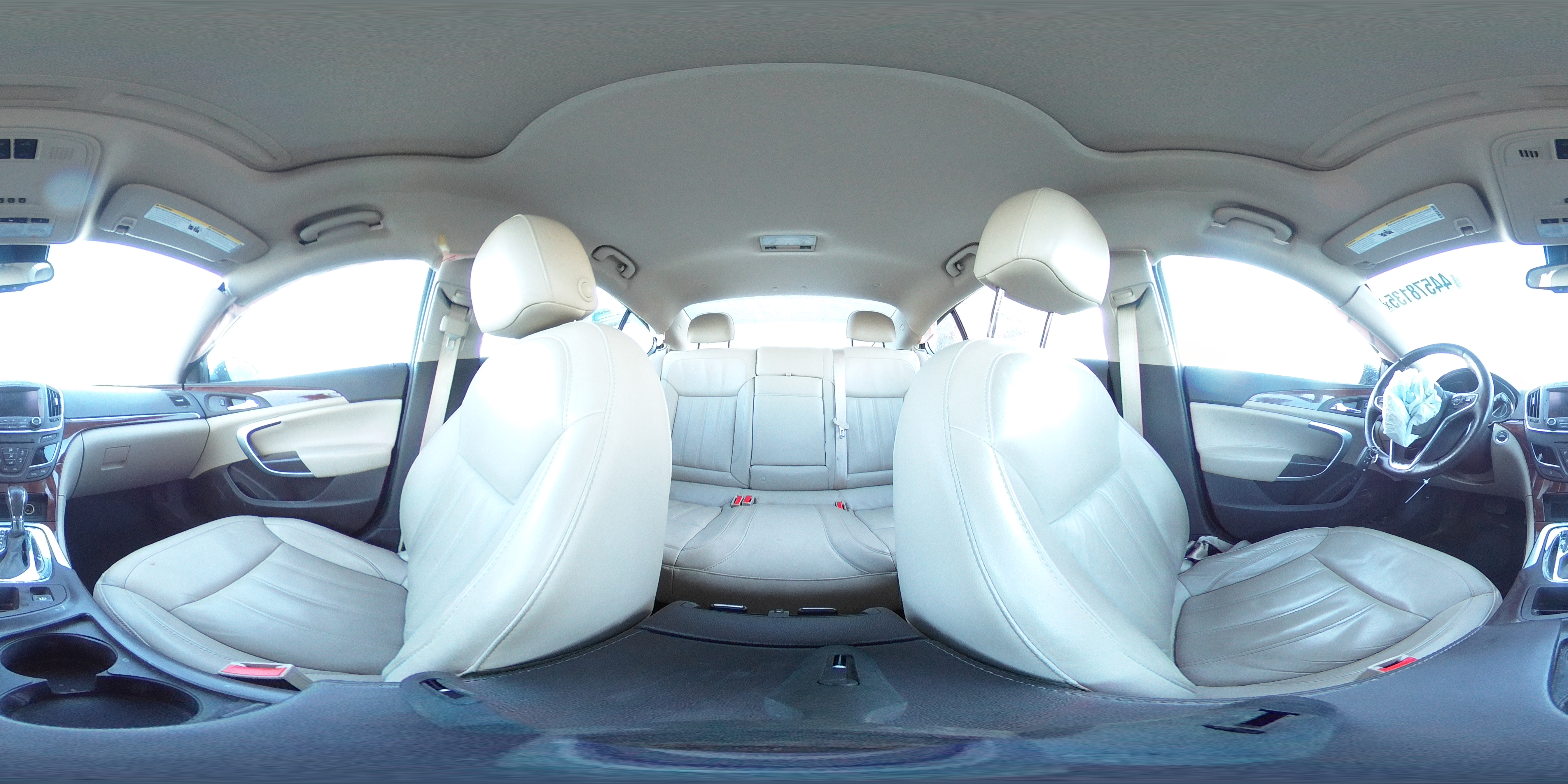 2014 Buick Regal - Image 15