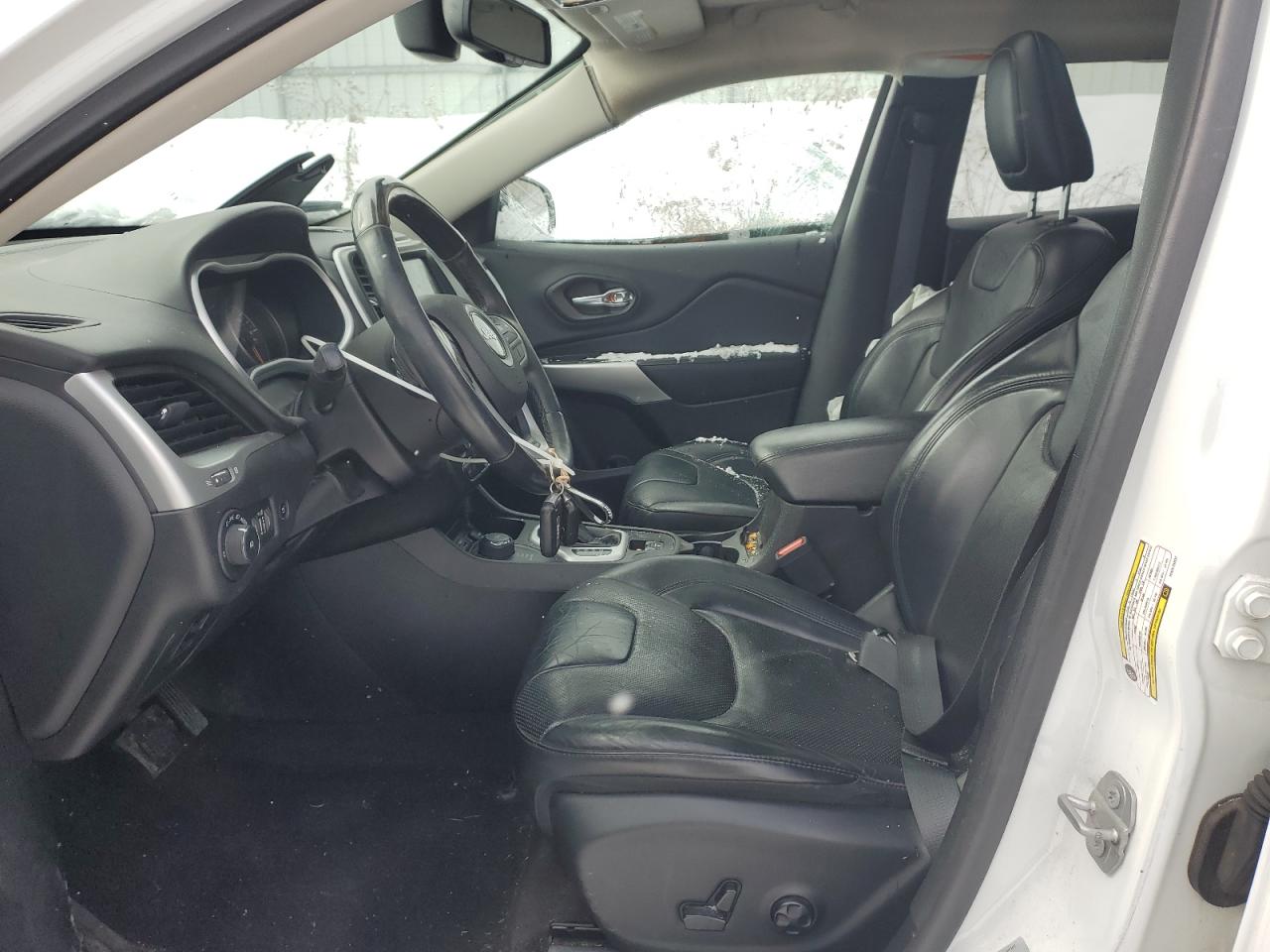 2017 Jeep Cherokee - Image 7