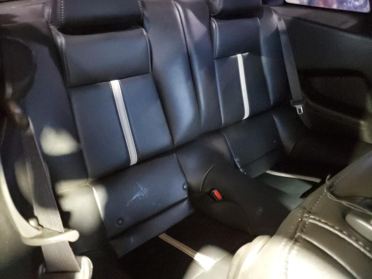 2014 Ford Mustang - Image 10