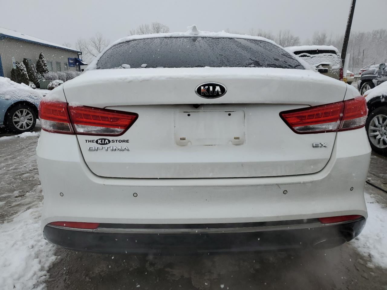 2018 Kia Optima - Image 6