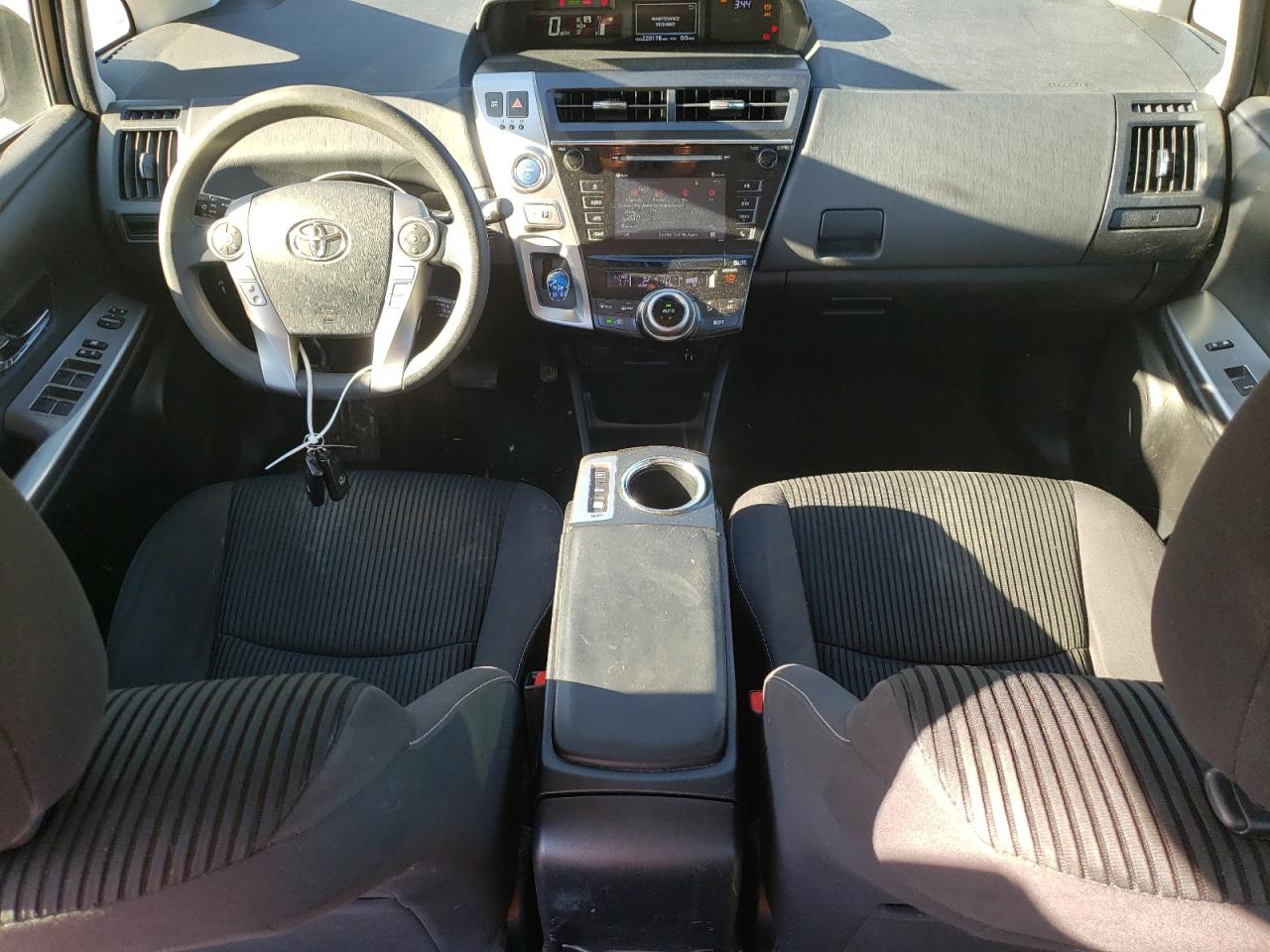 2015 Toyota Prius - Image 8