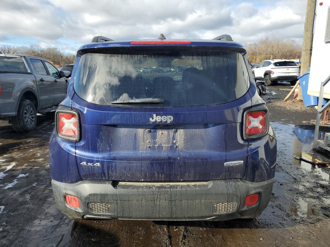 2016 Jeep Renegade - Image 6