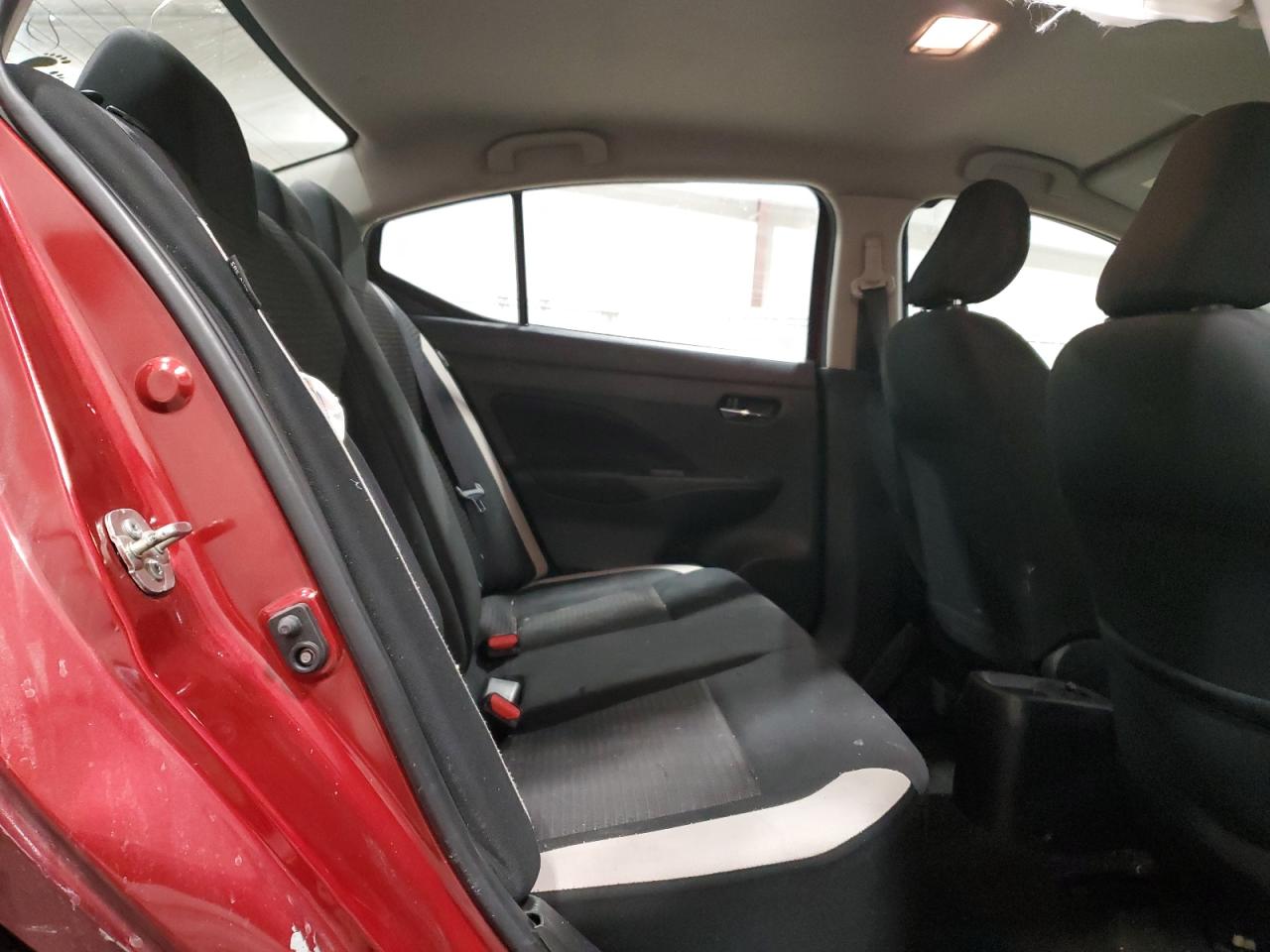 2021 Nissan Versa - Image 10