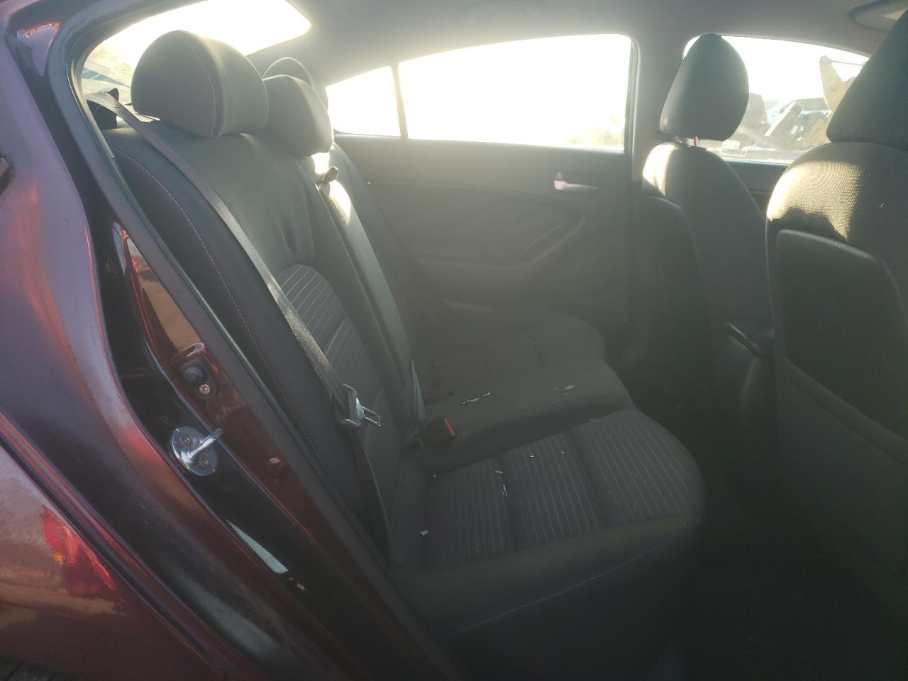 2017 Kia Forte - Image 11