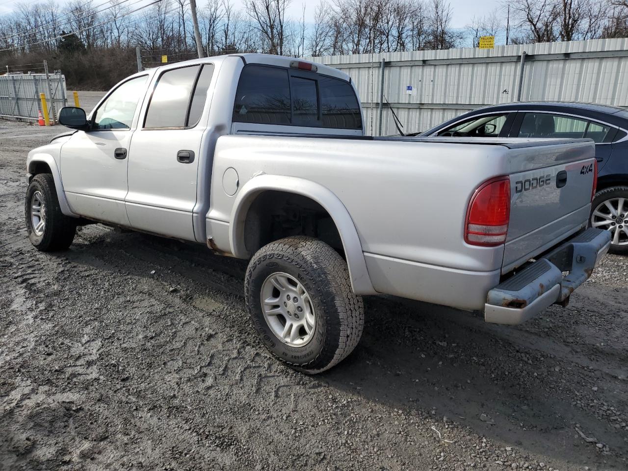 2002 Dodge Dakota - Image 2