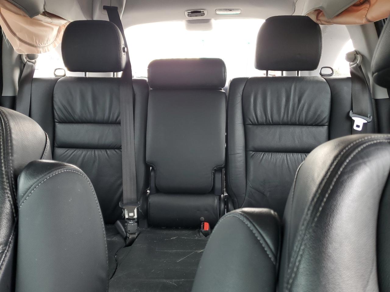 2011 Honda CR-V - Image 10