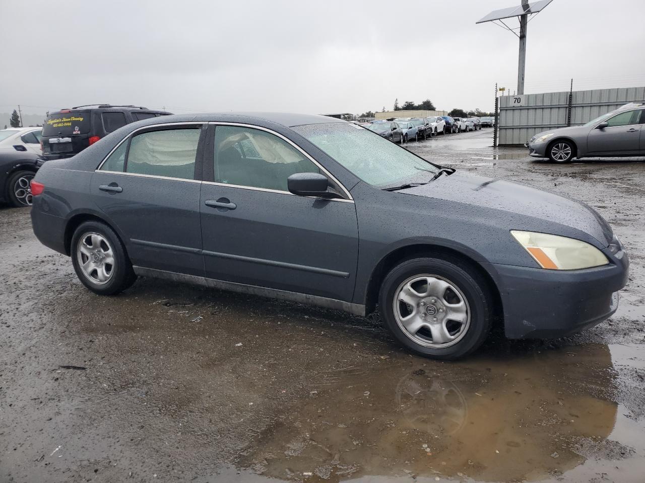2005 Honda Accord - Image 4