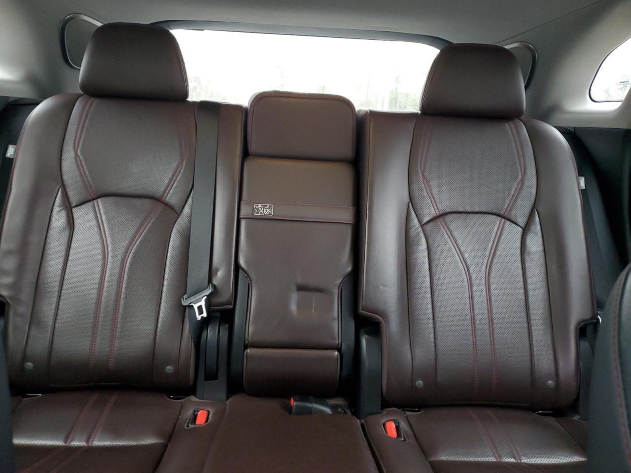 2017 Lexus RX - Image 10