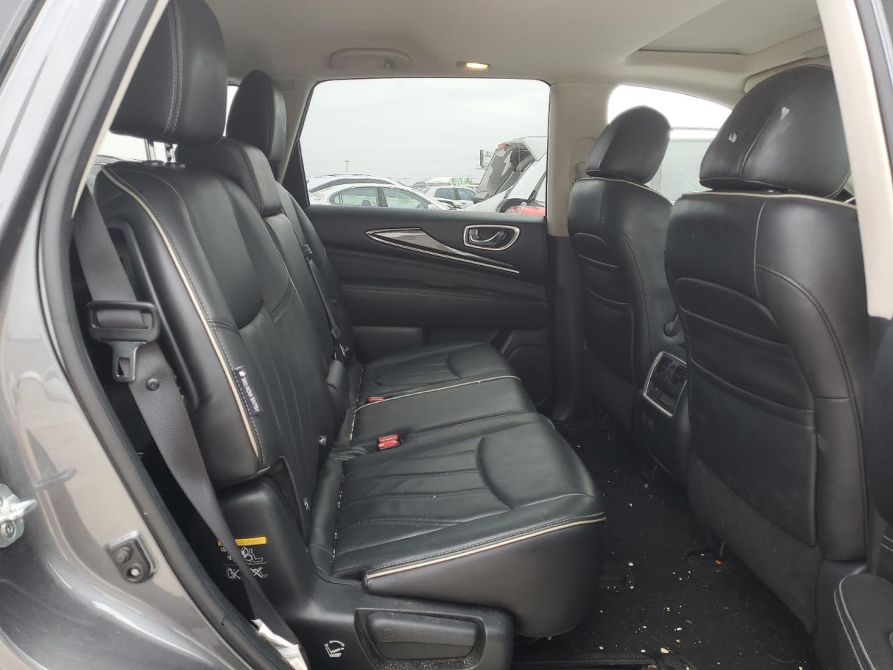 2018 Infiniti QX60 - Image 11