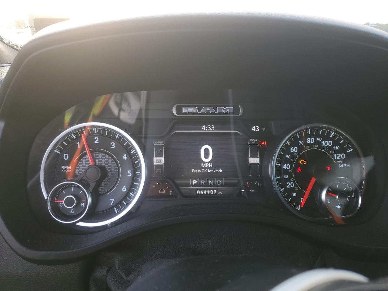 2021 RAM 1500 - Image 9