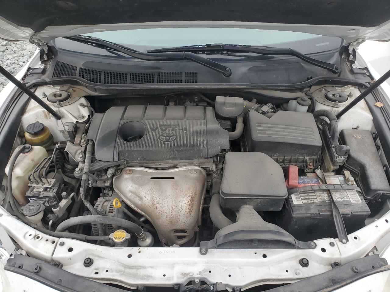 2010 Toyota Camry - Image 12