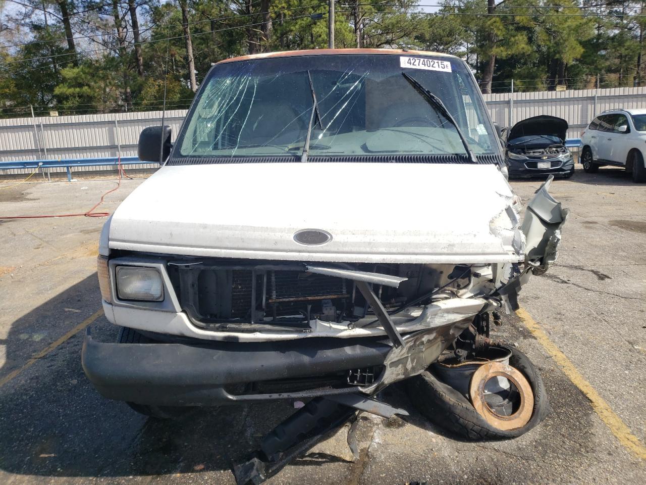 2001 Ford Econoline - Image 11
