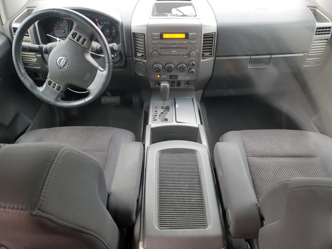 2005 Nissan Armada - Image 8