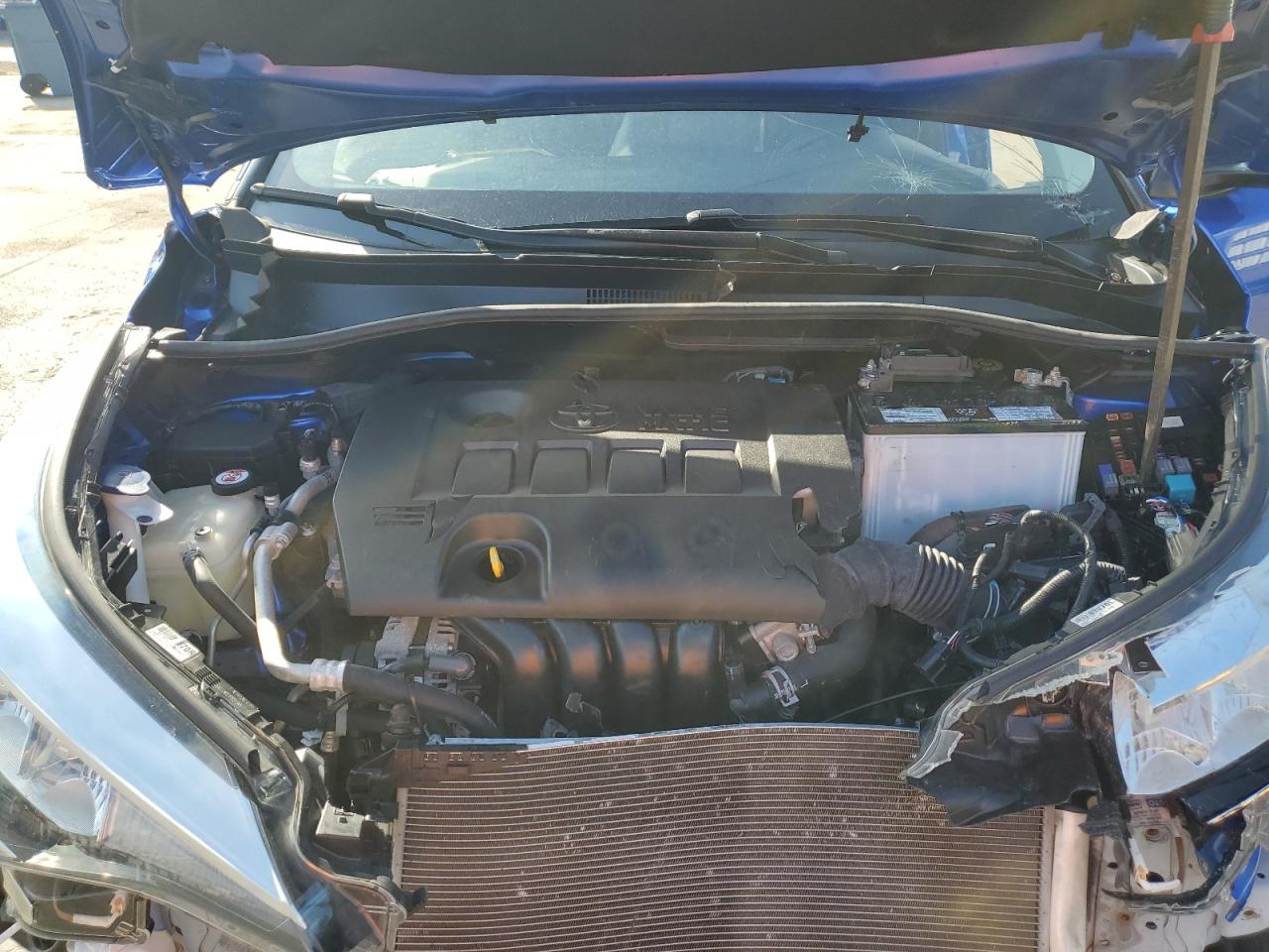 2020 Toyota C-HR - Image 12