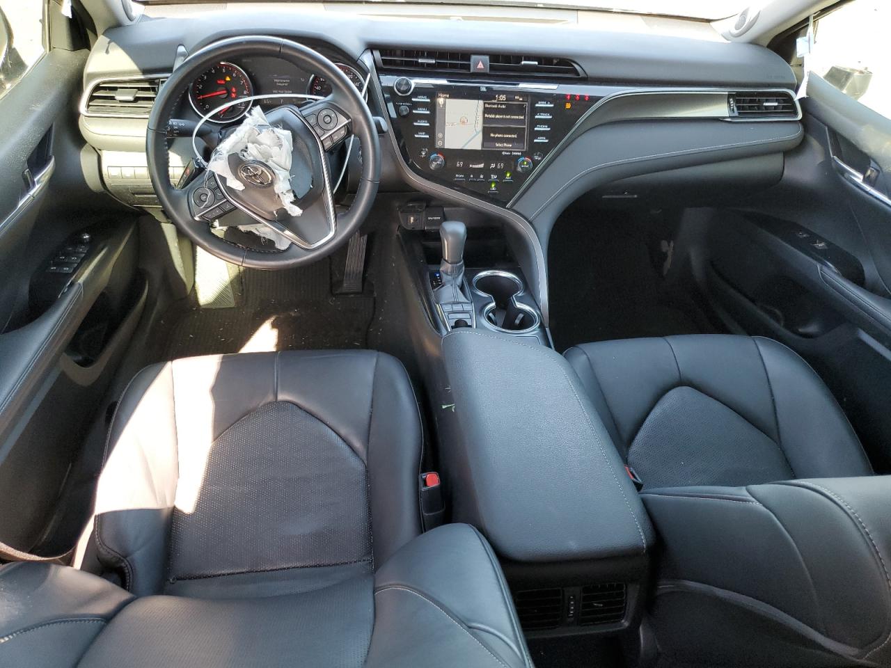 2019 Toyota Camry - Image 8