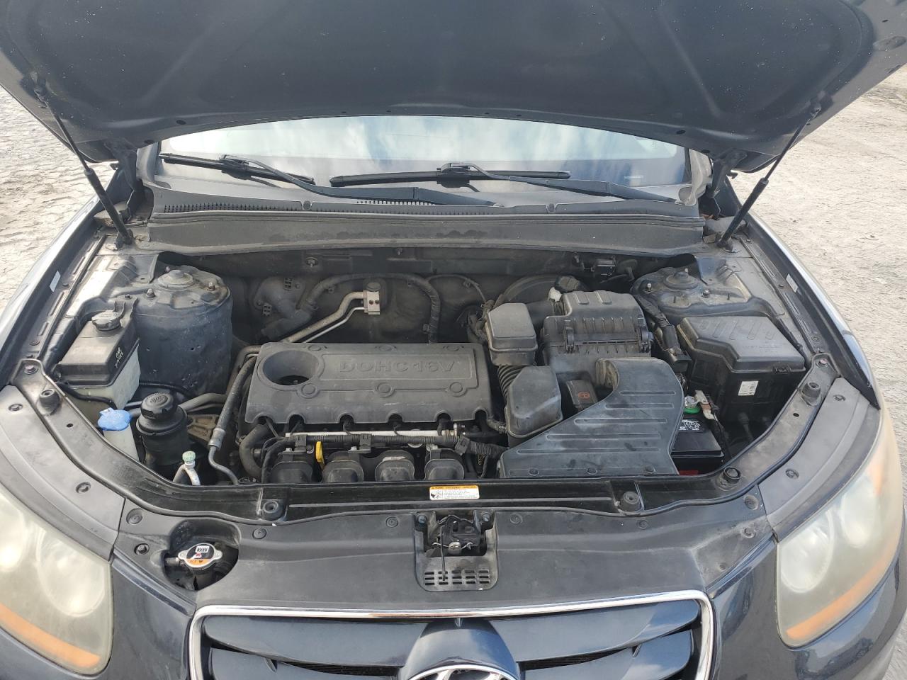 2011 Hyundai Santa Fe - Image 11