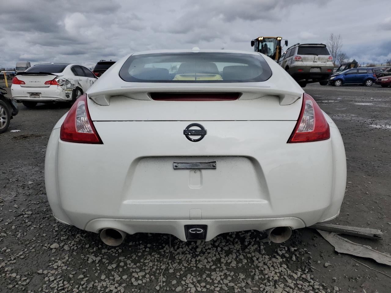 2010 Nissan 370Z - Image 6