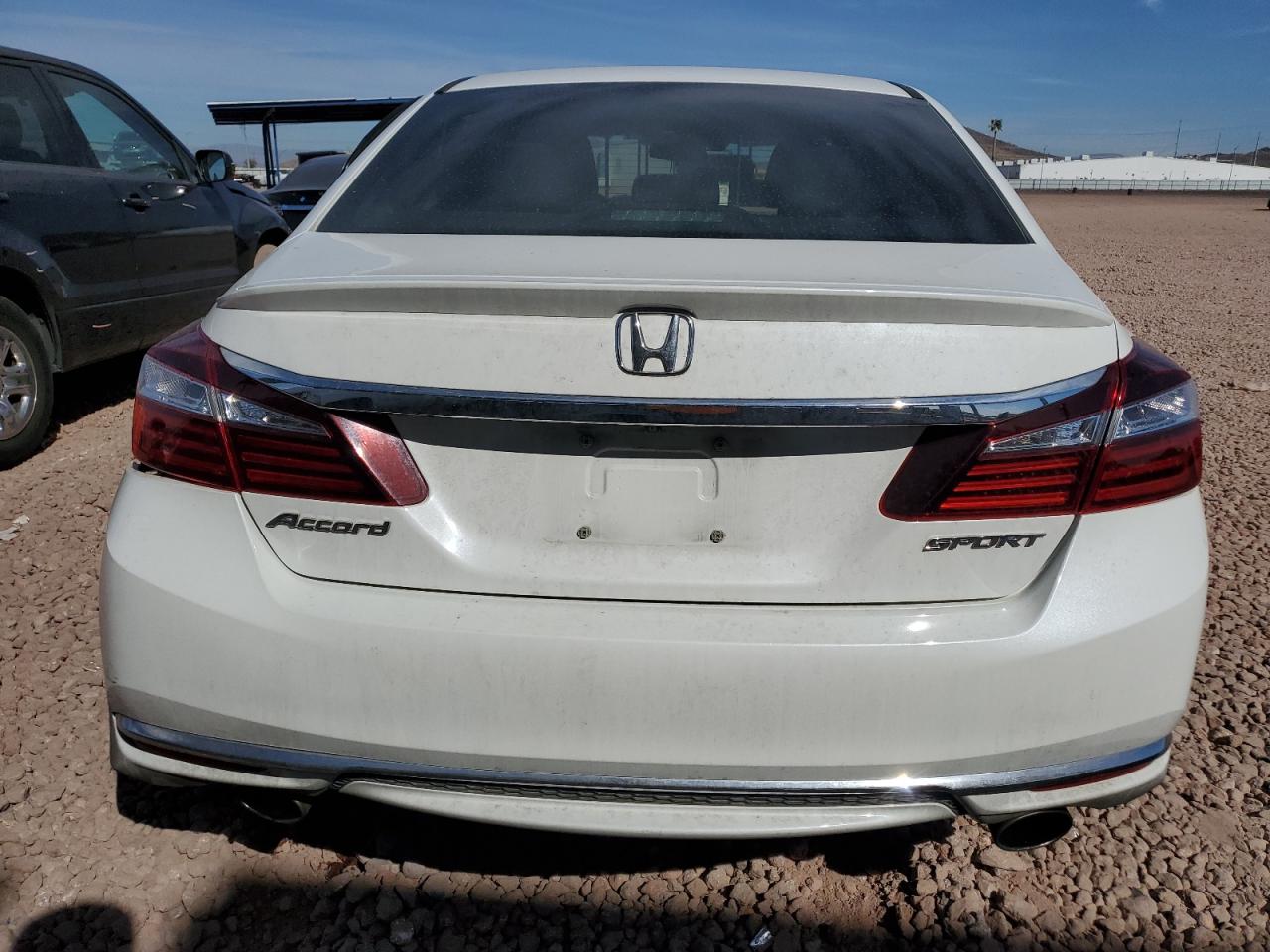 2017 Honda Accord - Image 6