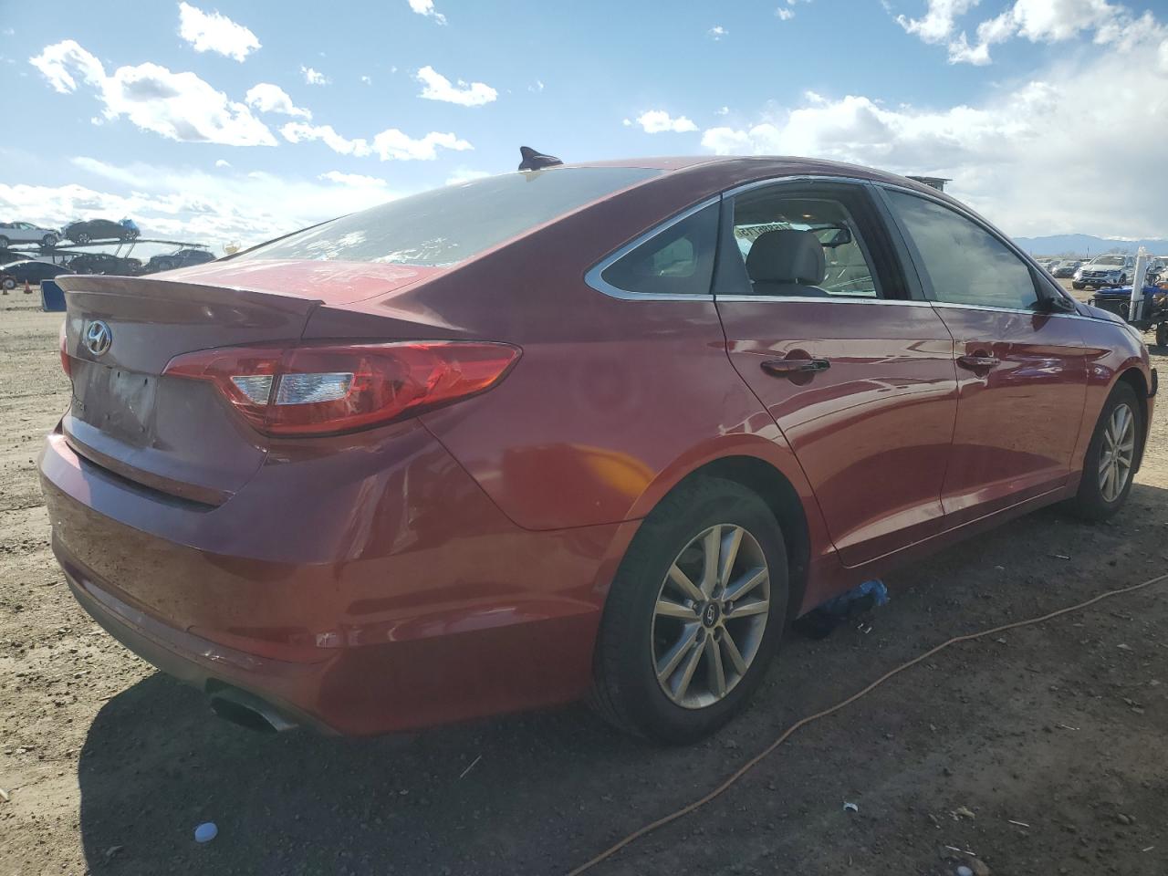 2016 Hyundai Sonata - Image 3