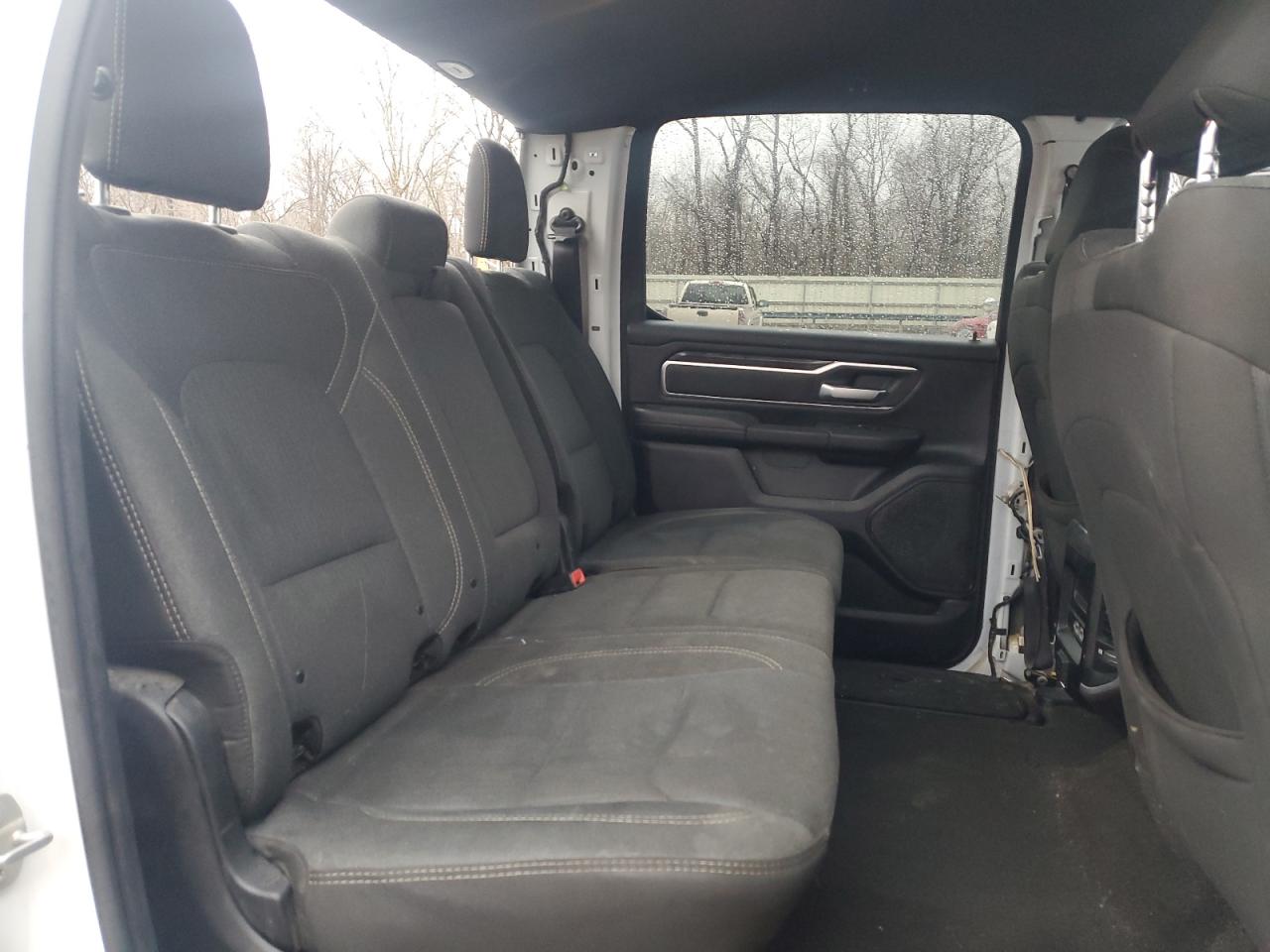 2019 RAM 1500 - Image 10