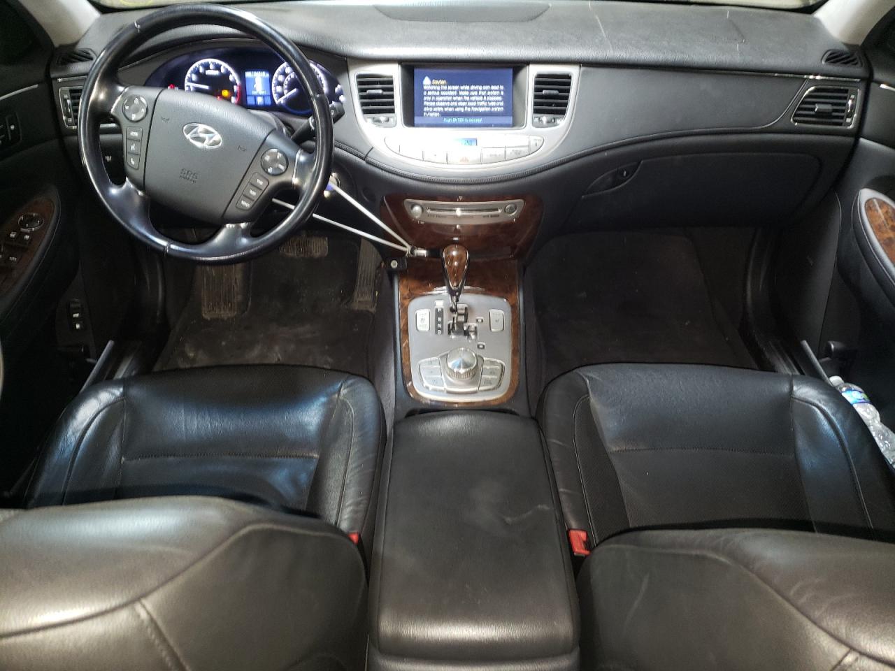 2009 Hyundai Genesis - Image 8
