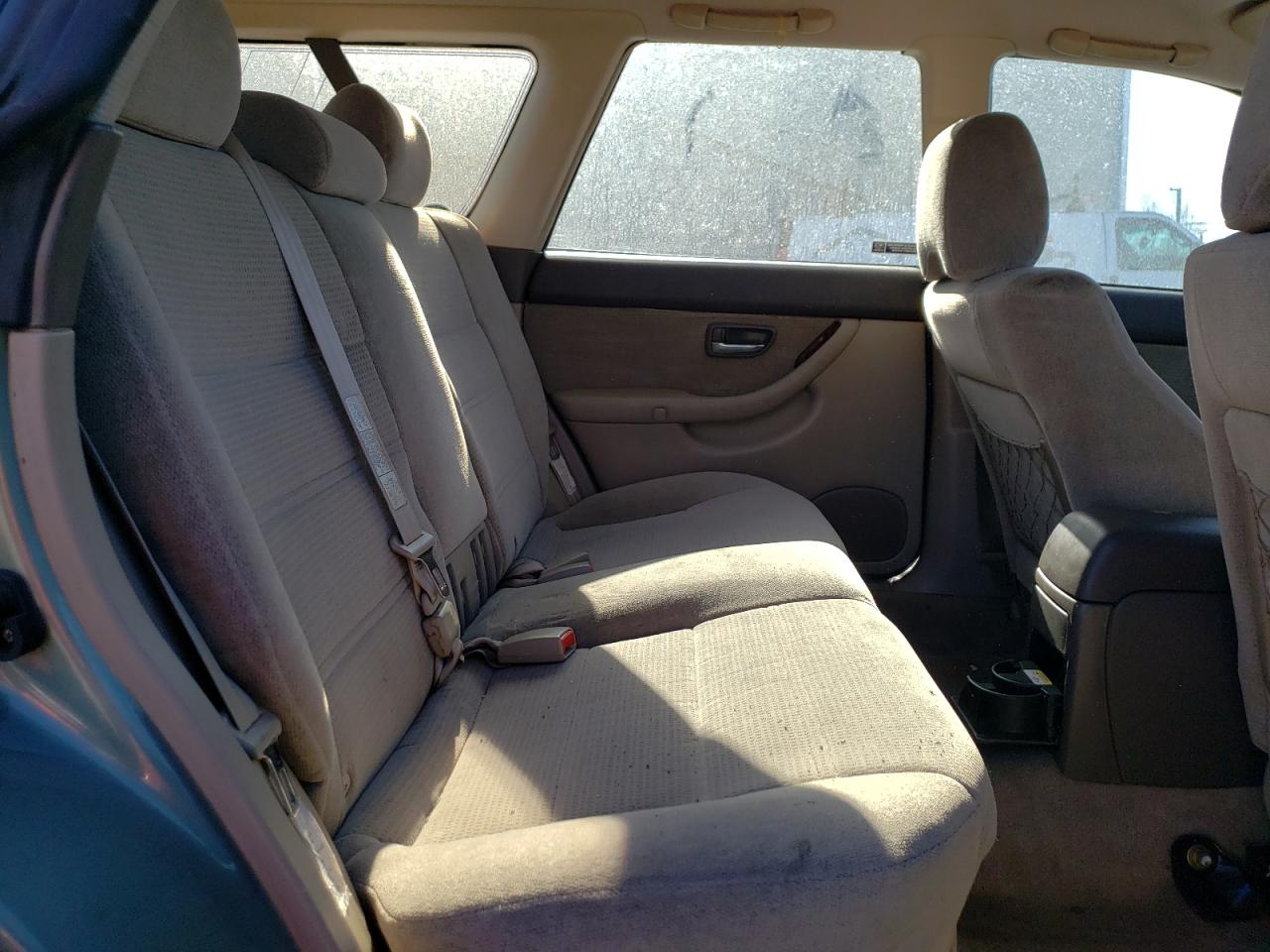 2004 Subaru Legacy - Image 10