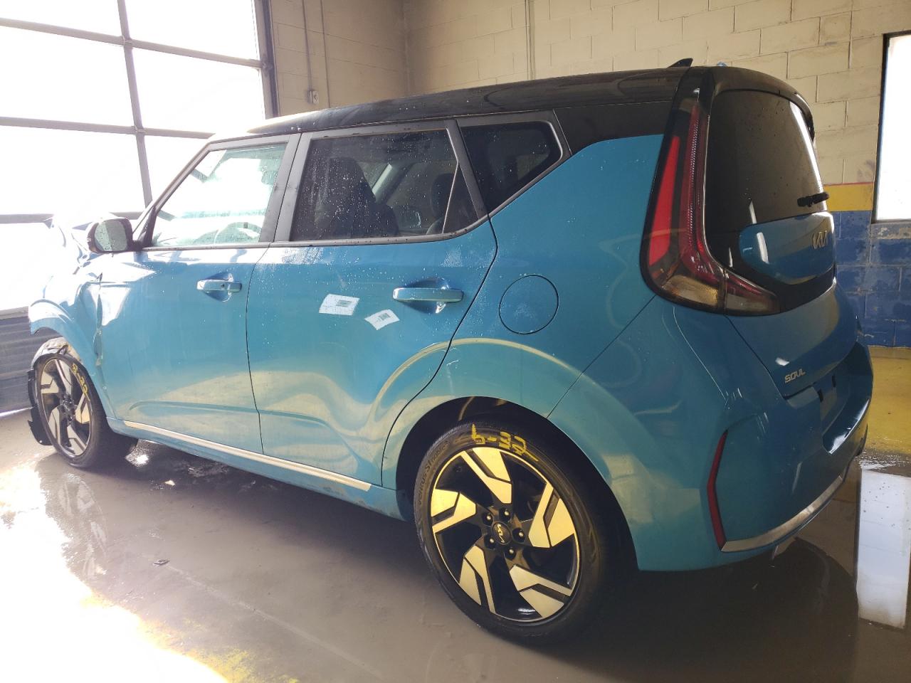2023 Kia Soul - Image 2