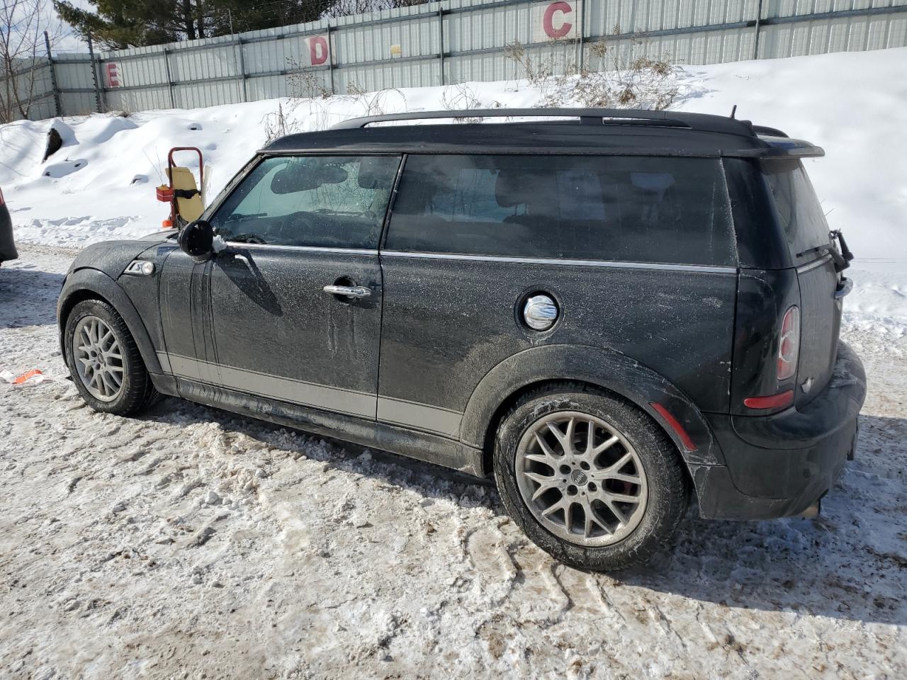2011 MINI Cooper - Image 2